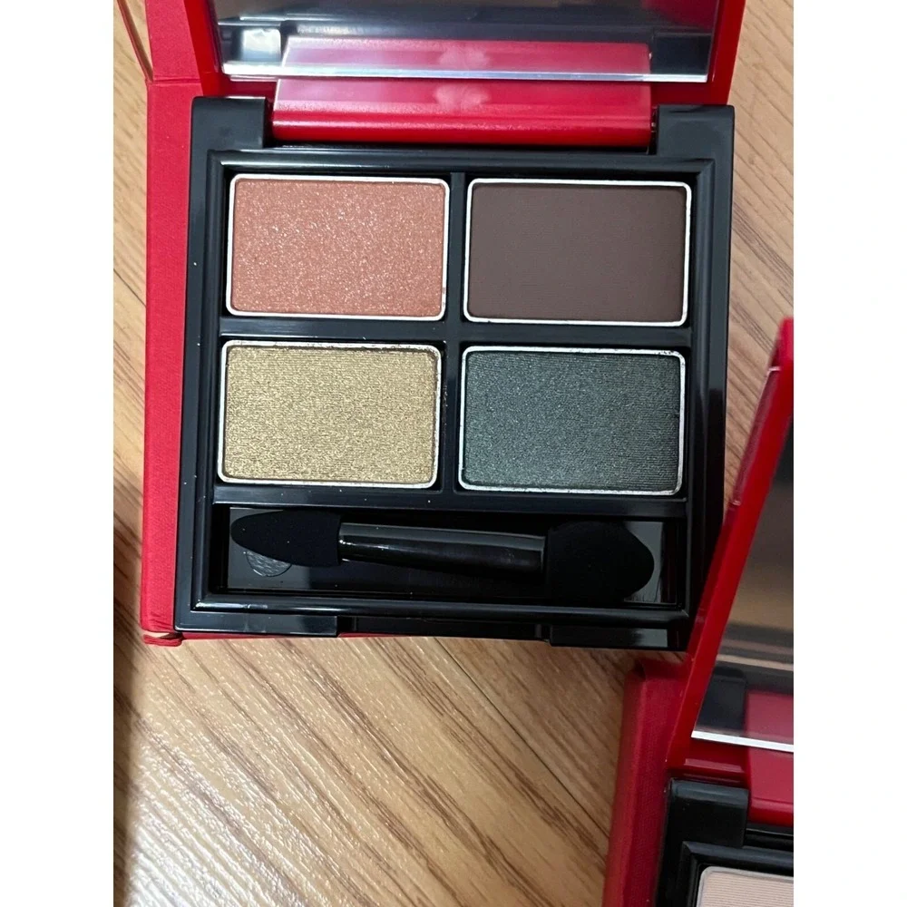 Avon FMG Glimmer Makeup Set: Eyeshadow Palettes Gel Liners & Lip Pencils